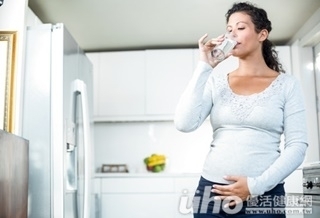 孕媽咪嗜吃生冷食物　恐影響寶寶體質