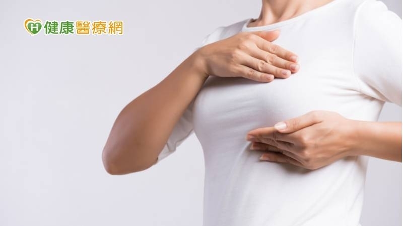 乳房「3自摸」趨吉避凶！各階段檢查時機出爐