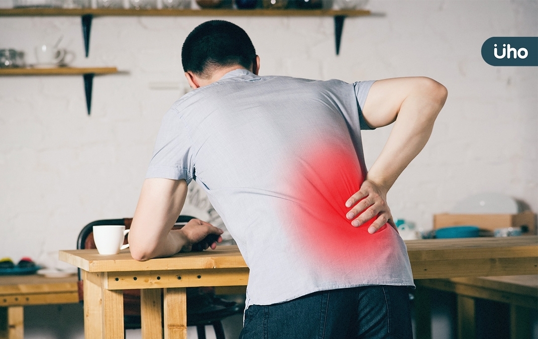 背痛竟是椎間盤細菌感染？嚴重恐釀敗血症、下肢癱瘓