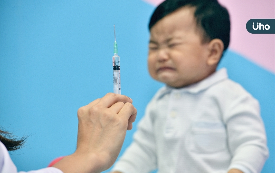 嬰幼兒疫苗選莫德納還BNT？台大醫揭3因素建議「這樣選」