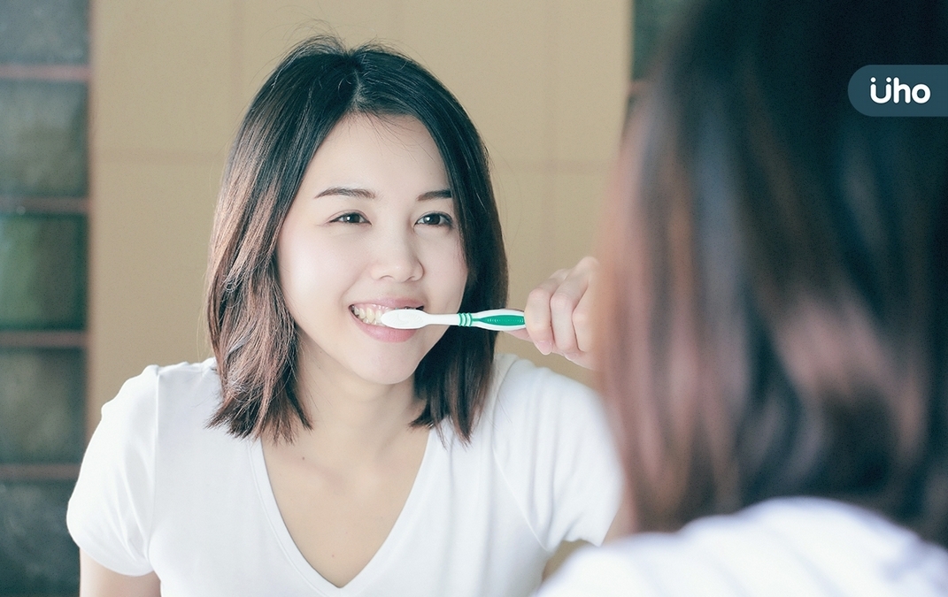 美白牙膏竟會傷害牙齒？小心！連續使用●●週恐養成「敏感性牙齒」