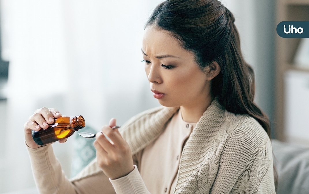 感冒咳嗽吃甜食易生痰、咳更兇？醫揭驚人答案「藥這時吃」才有效