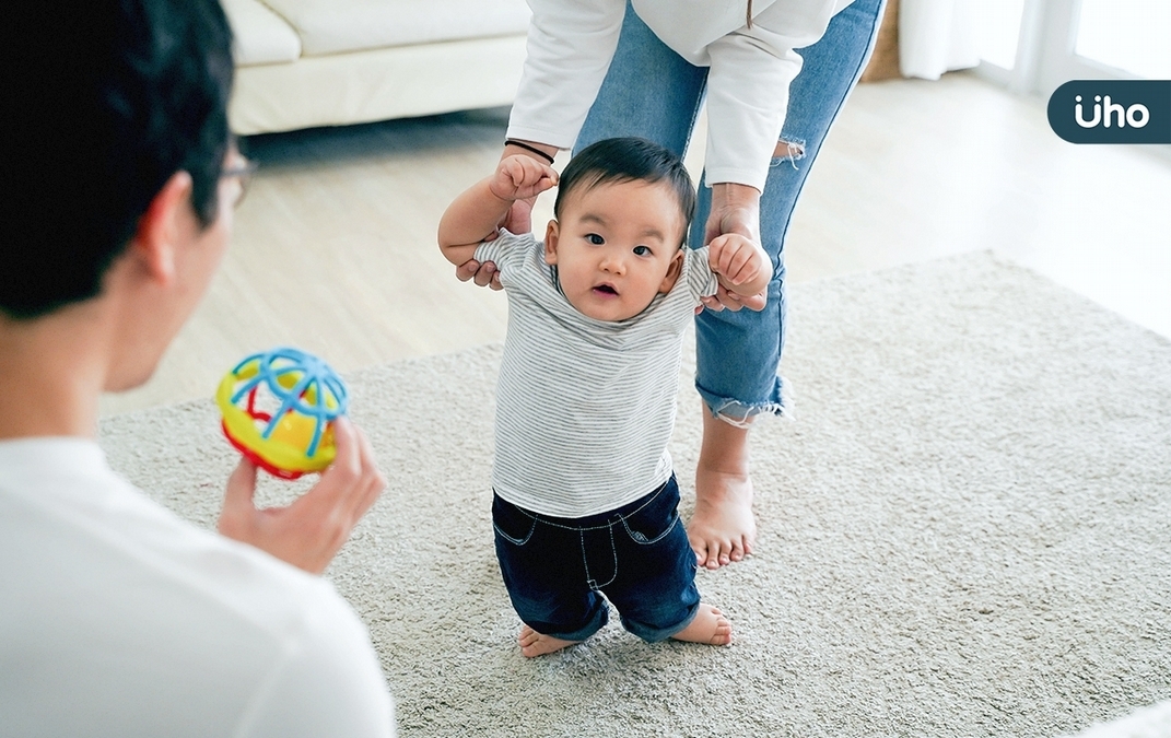 小孩走路姿勢好怪？走路內外八、O型腿正常嗎？小心這些情況應就醫