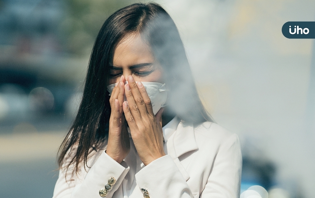 空污「傷皮膚」臉長黑斑皺紋狂冒痘！醫教出門回家「做1招」清潔