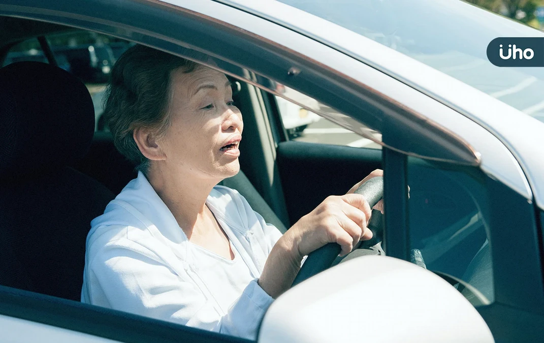 老了該繳回駕照？民團憂恐成「無照上路」！醫建議「分級限照」1招解套