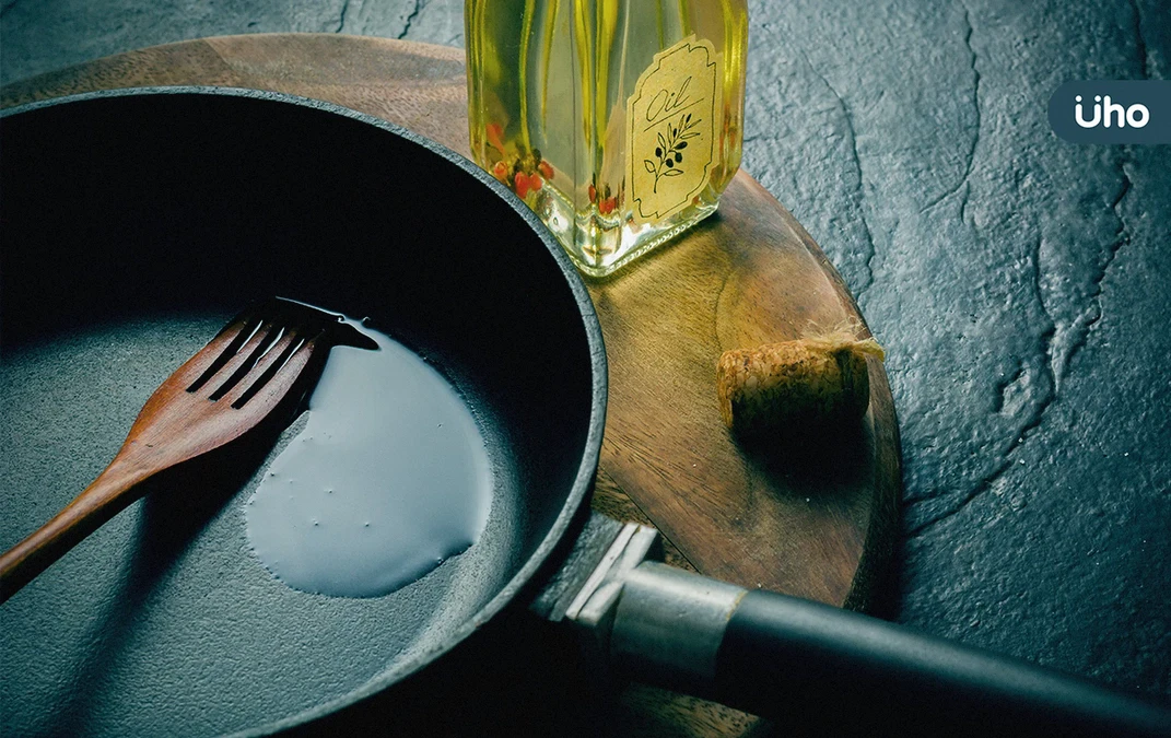 橄欖油、葵花油⋯植物油怎麼選？食藥署揭挑選秘訣：高溫炒炸選這種