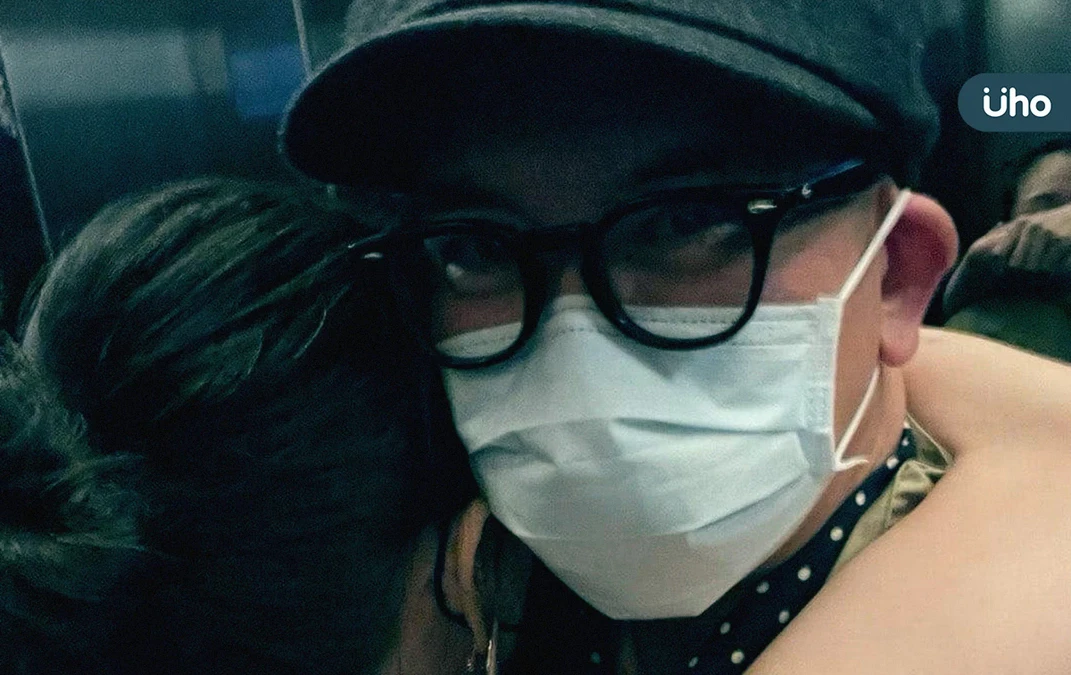 具俊曄深陷「喪妻之痛」獨守大S墓地⋯醫示警：小心延續性哀傷障礙
