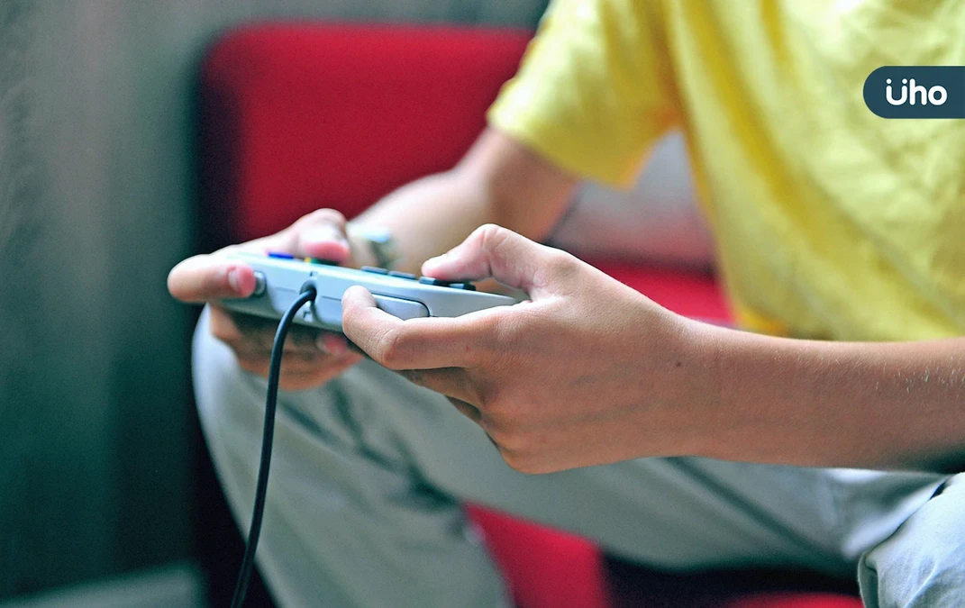 Switch玩到拇指痛？日本外科醫揪「任天堂炎症」拇指、肌腱都遭殃