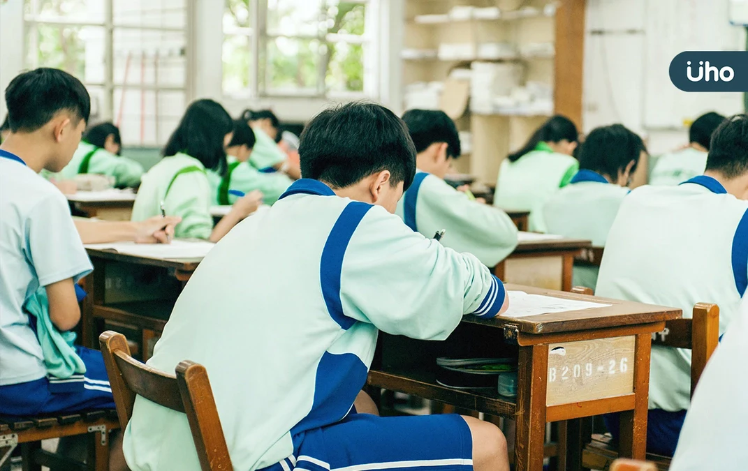 國高中改10點上課》孩子憑什麼喊累？老師揭「1關鍵」過去和現在不同