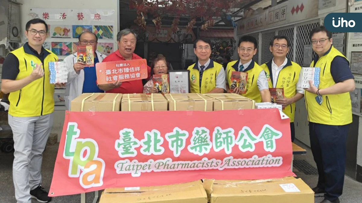北市藥師公會理事長尹岱智：藥師守護健康，助力災區！為「鏟子超人」與軍人舒緩辛勞