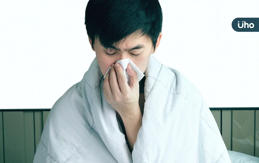 染流感別只吃成藥！醫警告「雙病毒株共存」：成人有1情況恐住院