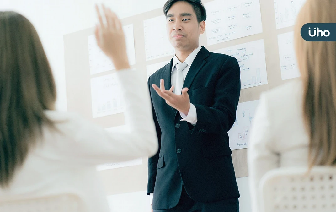 職位高不代表有話語權？真正有職場影響力的人，往往都懂得「1件事」