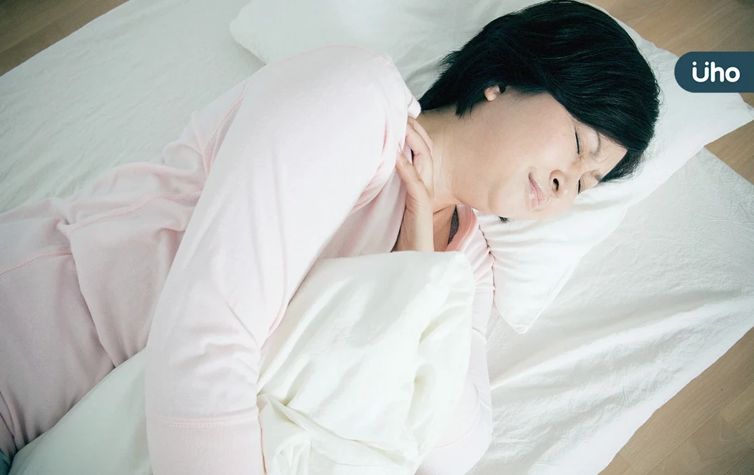 睡覺打呼聲變大⋯竟是罕見喉癌！醫揭「發現多已晚期」全喉切除恐失聲