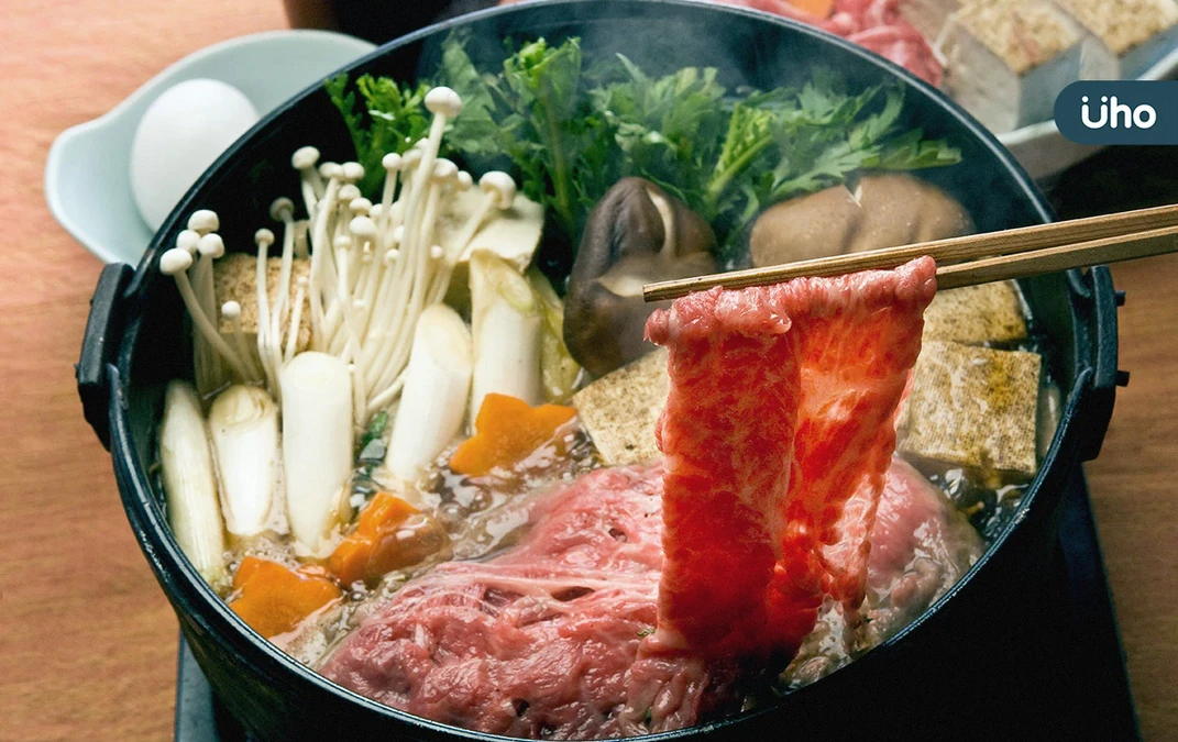 吃鍋小心最肥是湯底！薑母鴨、麻油雞、麻辣鍋⋯營養師教「4招避油」
