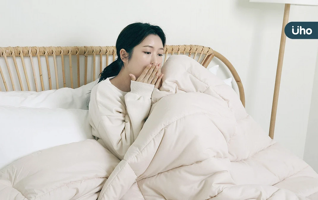 天冷「穿厚衣睡覺」才不會感冒？小心5種「睡衣NG穿法」不能保暖