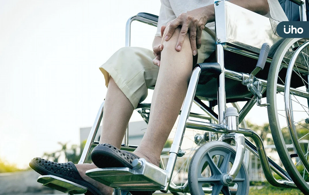 差點連購物籃都拿不動！超商店員罹「罕病SMA」靠健保藥物重建生活