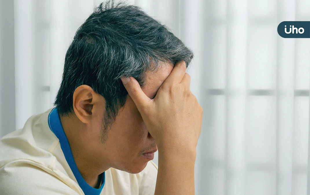 失智症與「腎精虧虛」有關！中醫教你按壓「8個穴位」達到補腦養腎