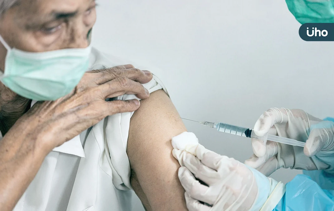 家中有嬰幼兒、老人就怕「呼吸道融合病毒」交叉傳染！3類人打RSV疫苗