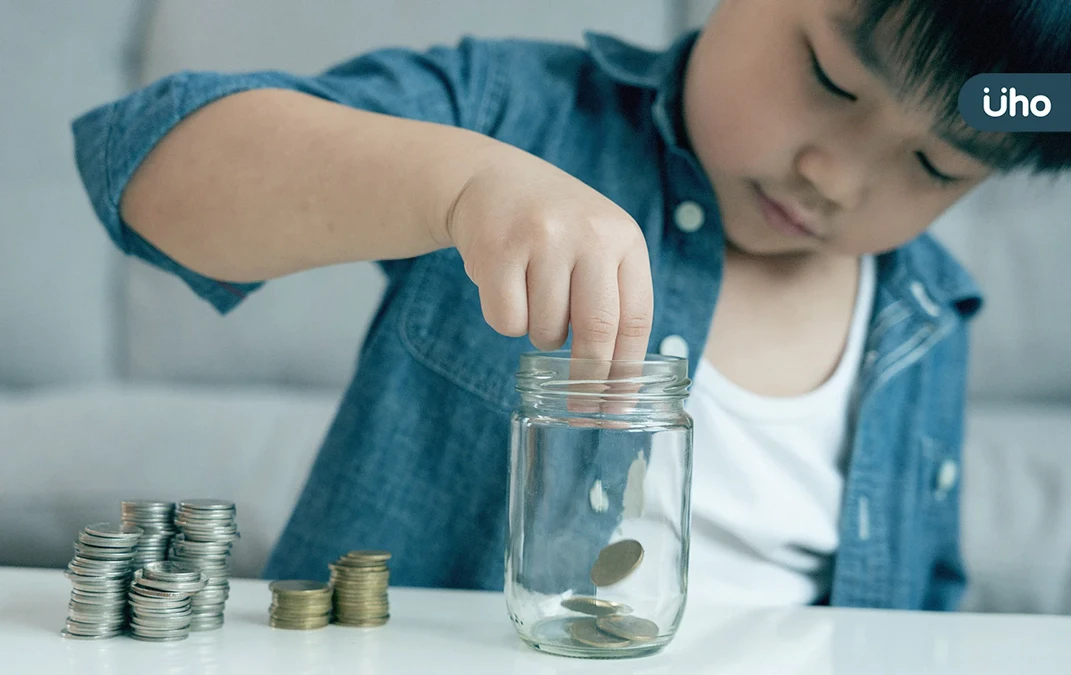 零用錢越早給越好！教師列「金錢教育5步驟」不急著控制孩子怎麼花
