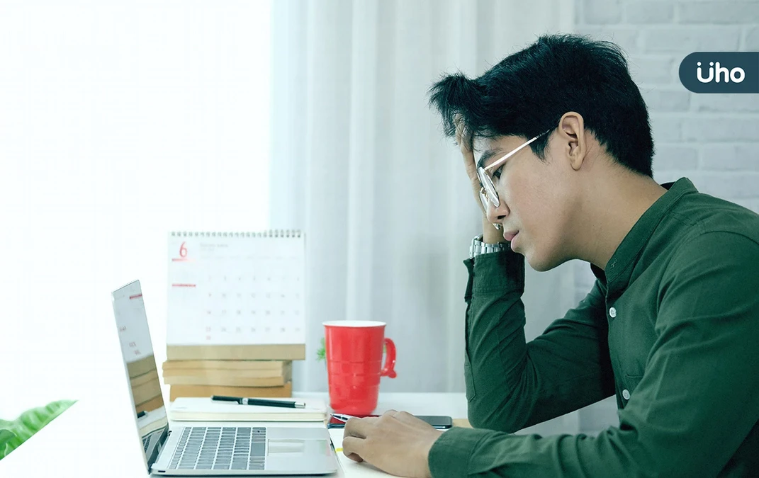自認有經驗就有優越感？專家示警：「情境式傲慢」恐讓人看不清真相