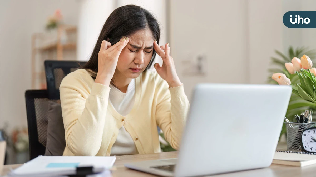 偏頭痛恐造成上班族「隱形失能」！止痛藥頻繁使用 三警訊當心反覆頭痛