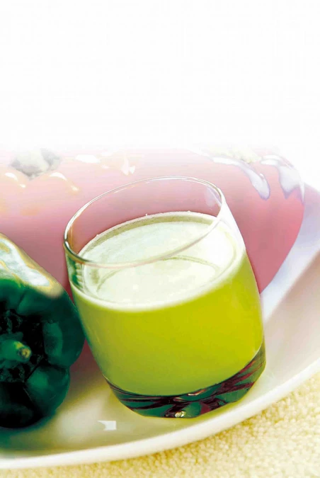 有食譜》預防感冒不只檸檬汁！營養師推「7種果汁」維他命ABC都補