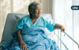 老奶奶沒人探病，守護者竟是洋娃娃？醫師揭「長照病房」照護困境