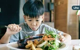 家有小寶貝，吃什麼能頭好壯壯？7歲前補對「3大營養素」健腦更聰明
