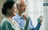 扭毛巾就能預防骨質疏鬆！銀髮族必學「3種低衝擊運動」強化骨本