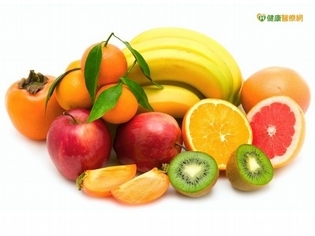 吹冷氣也會中暑 中元拜拜水果好消暑