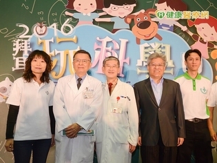 玩科學日 超萌狗醫生伴童體驗生命教育