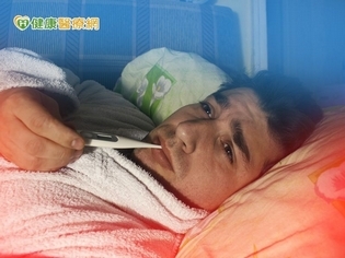 糖友染流感自行停藥 血糖破表險洗腎