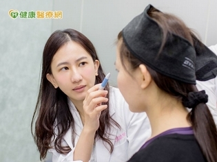 複合酸煥膚正夯 醫師提醒:自行使用恐灼傷