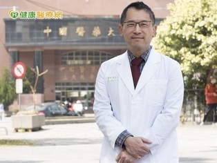 肺阻塞患者睡覺打呼 當心睡眠呼吸中止症上身