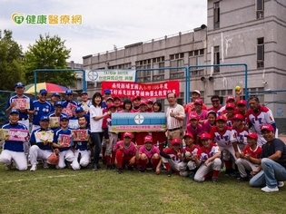 企業關懷偏鄉學校 落實生命科學教育