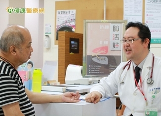 連下床上廁所都會喘 原來是COPD惹的禍!