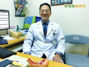 經痛隨年紀增長而加劇?小心是子宮內膜異位症!