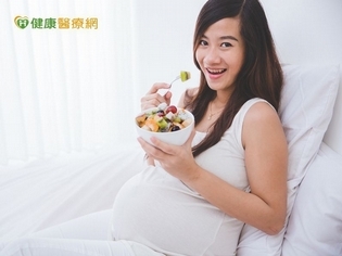 我懷孕了!能吃木瓜、薏仁嗎?