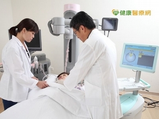 乳癌復發即時監控　精準抗癌新武器