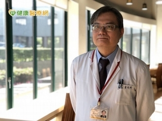 摘膽不留疤!達文西機器手臂神乎其技