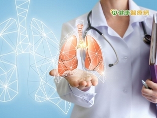 英國肺癌新藥突破 研究:降低1/3死亡率