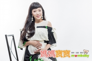 【封面人物】從彤彤姐姐升級孕媽咪,貝童彤:「小孩是世界上最美的禮物!」