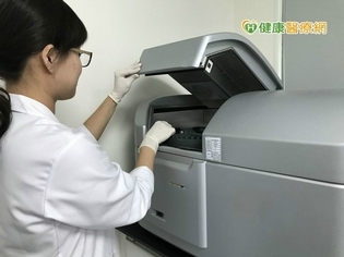 全方位「基因晶片檢測」 助早期發現胎兒罕病