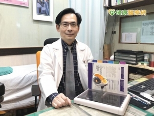 散光發威 白內障視力雪上加霜