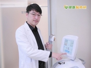 大腿抽脂竟凹陷 音波搶救「橘皮腿」