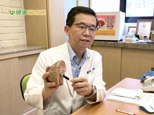 淪為「顧孫工具人」 阿嬤罹患孤獨症候群