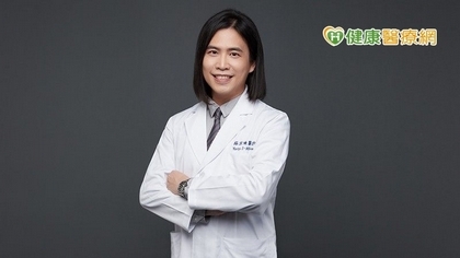 劇烈頭痛像被鐵鎚擊中 當心腦動脈瘤找上門