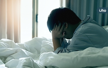 無精打采、想輕生⋯卻不是憂鬱症?醫揭「躁期特徵」被忽略恐誤診