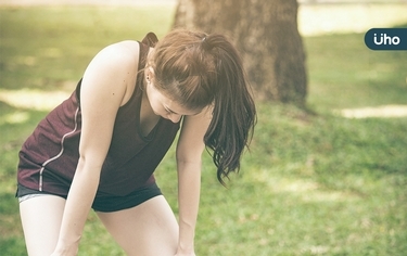 夏天運動要注意!若體溫飆高、肌肉痠痛「橫紋肌溶解症」恐傷腎