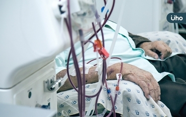 宛如洗腎者第2條命!2種「廔管」怎麼選?教你日常照護3+4招